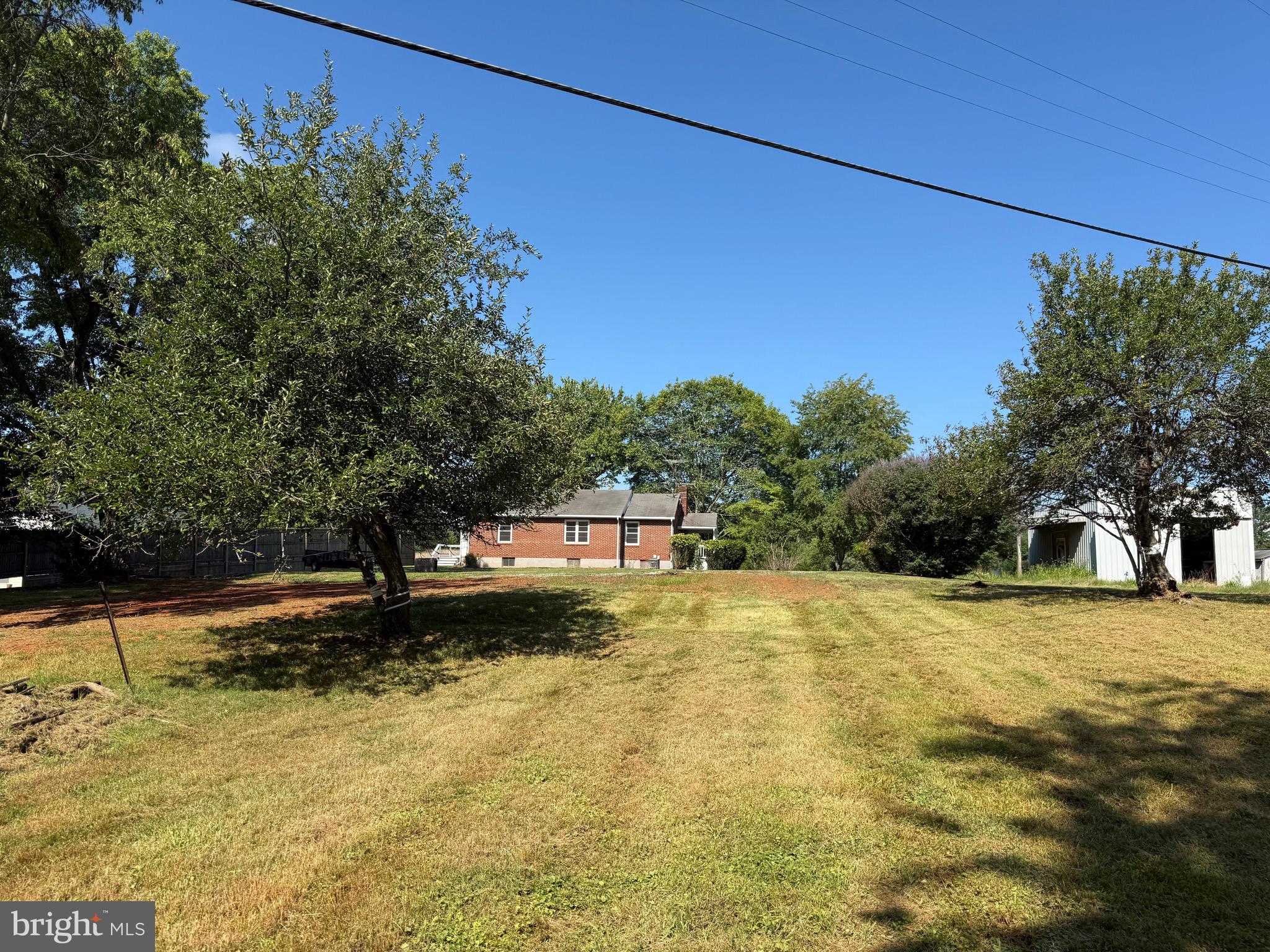 6101 A Goode Road Goode, VA 24556 - Photo 9 of 77