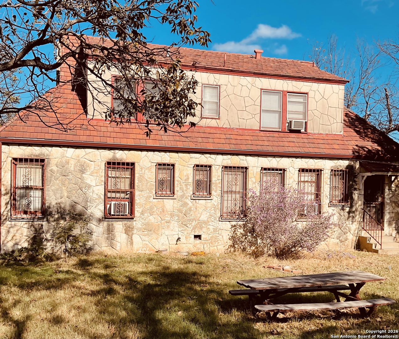 2940 Castroville Road San Antonio, TX 78237 - Photo 9 of 9 front view of a house with a yard