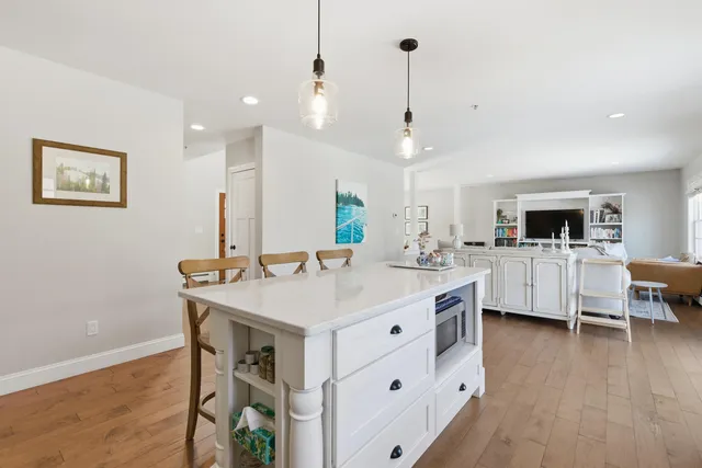 $850,000 | 21 Ice Pond Drive, Portland, ME 04103