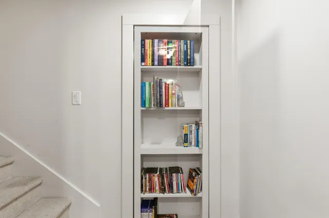 $850,000 | 21 Ice Pond Drive, Portland, ME 04103