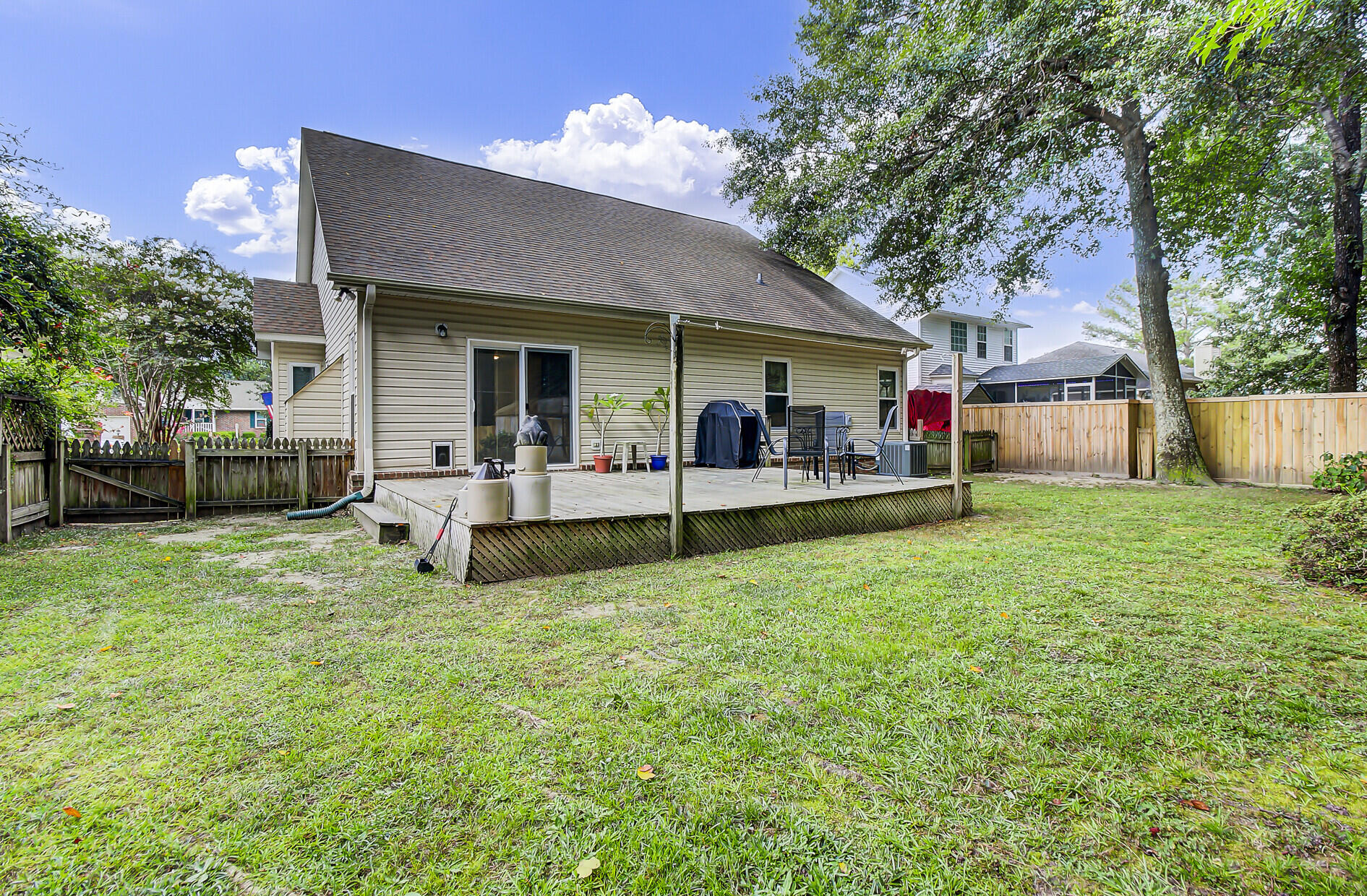 198 Lancaster Road Summerville, SC 29485 - Photo 31 of 34 Rear View of Home