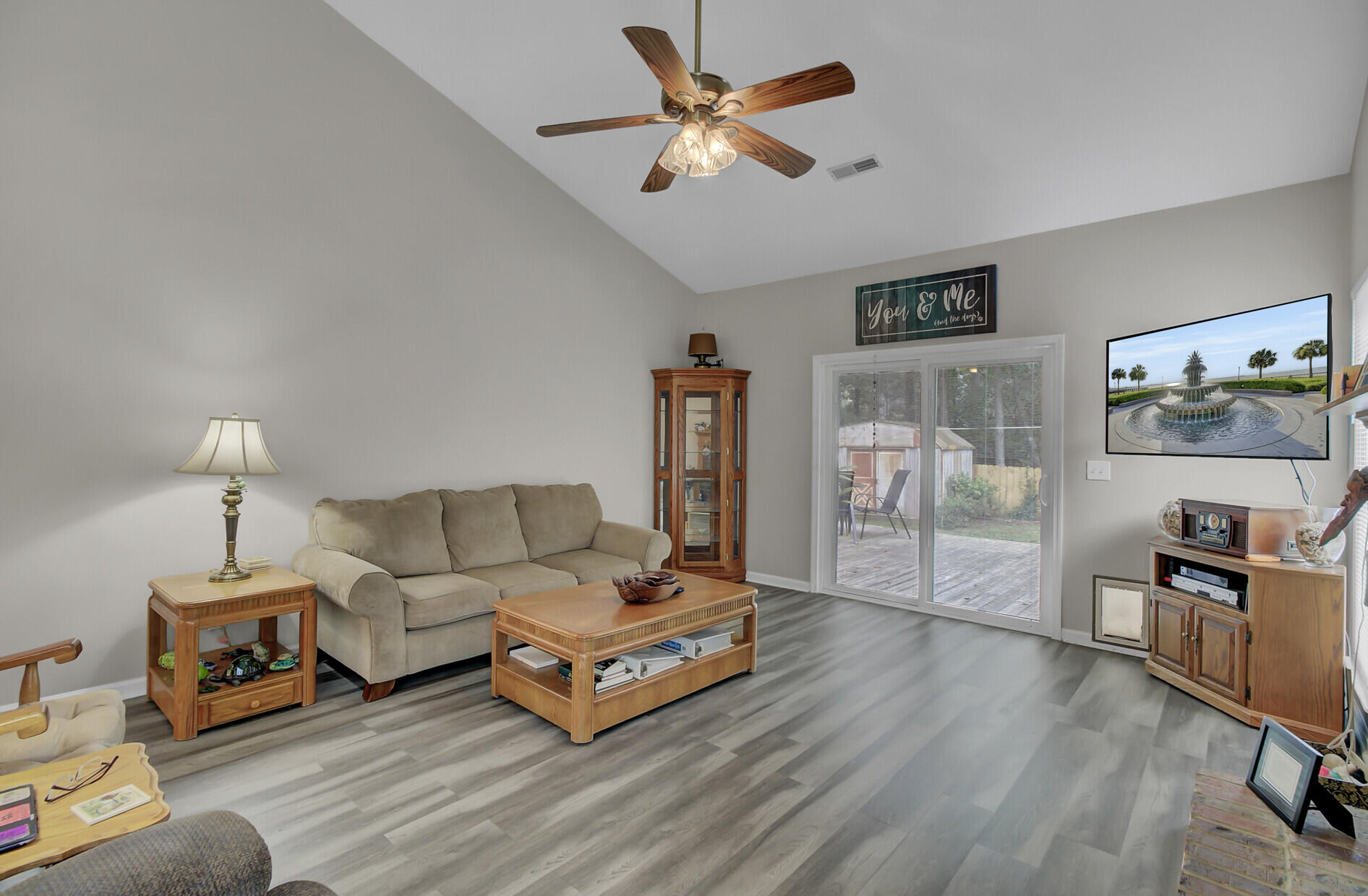 198 Lancaster Road Summerville, SC 29485 - Photo 10 of 34 Family Room
