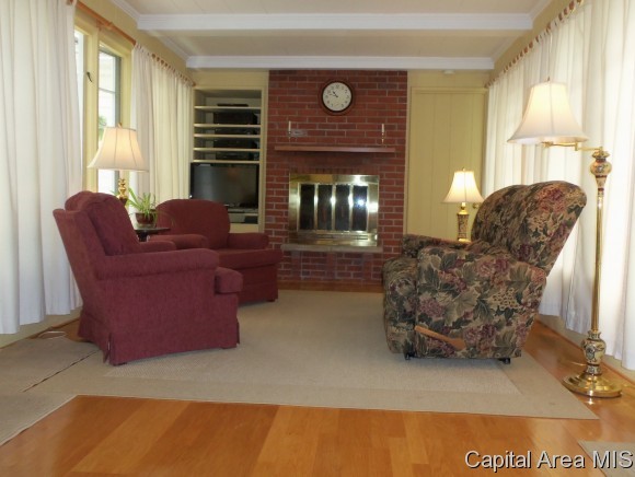 1414 West Ash Street Springfield, IL 62704 - Photo 6 of 19 Gallery Image 6