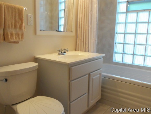 1414 West Ash Street Springfield, IL 62704 - Photo 8 of 19 Gallery Image 8