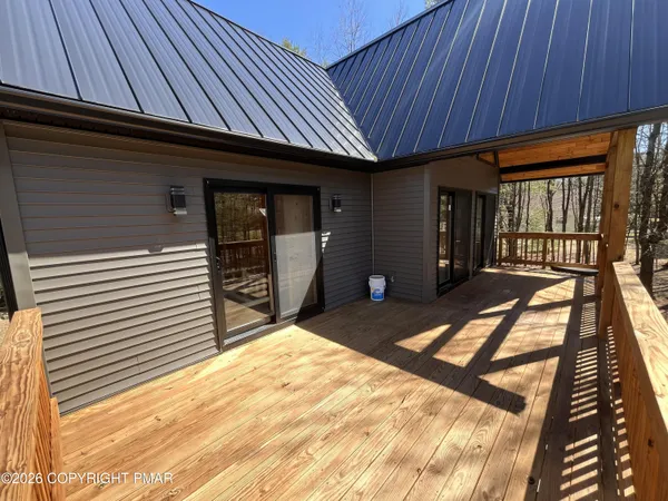 $849,999 | 796 Towamensing Trail, Albrightsville, PA 18210