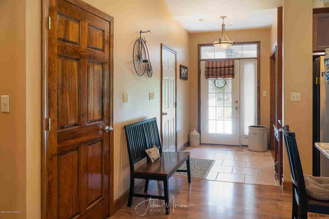 127 Fort Edward Road Moreau, NY 12828 - Photo 3 of 23 Photo 3