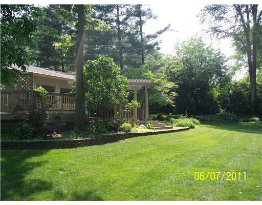 1939 Inwood Road South Bend, IN 46614 - Photo 2 of 7 Gallery Image 2