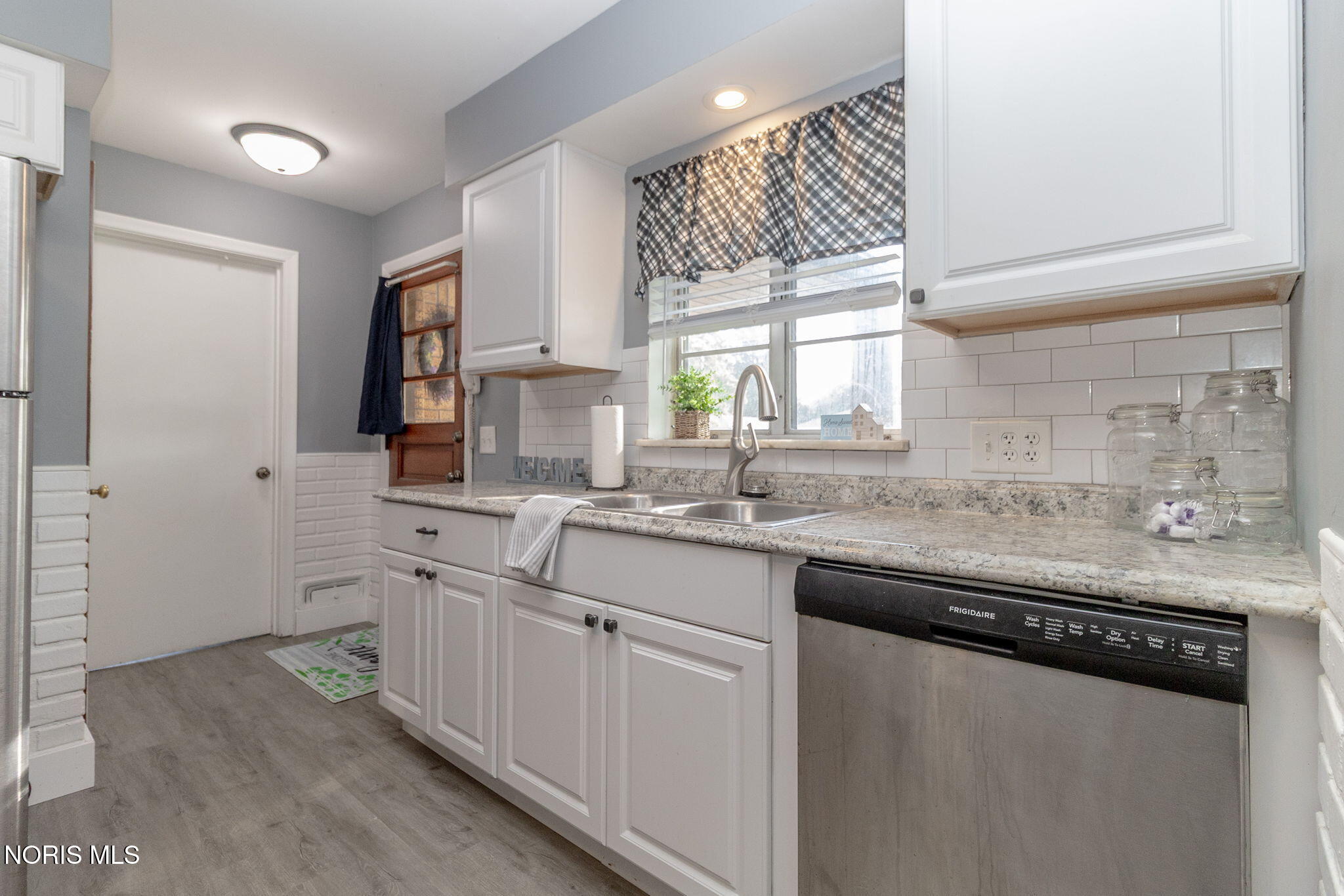 4831 Cedarhurst Road Toledo, OH 43613 - Photo 6 of 33 Gallery Image 6