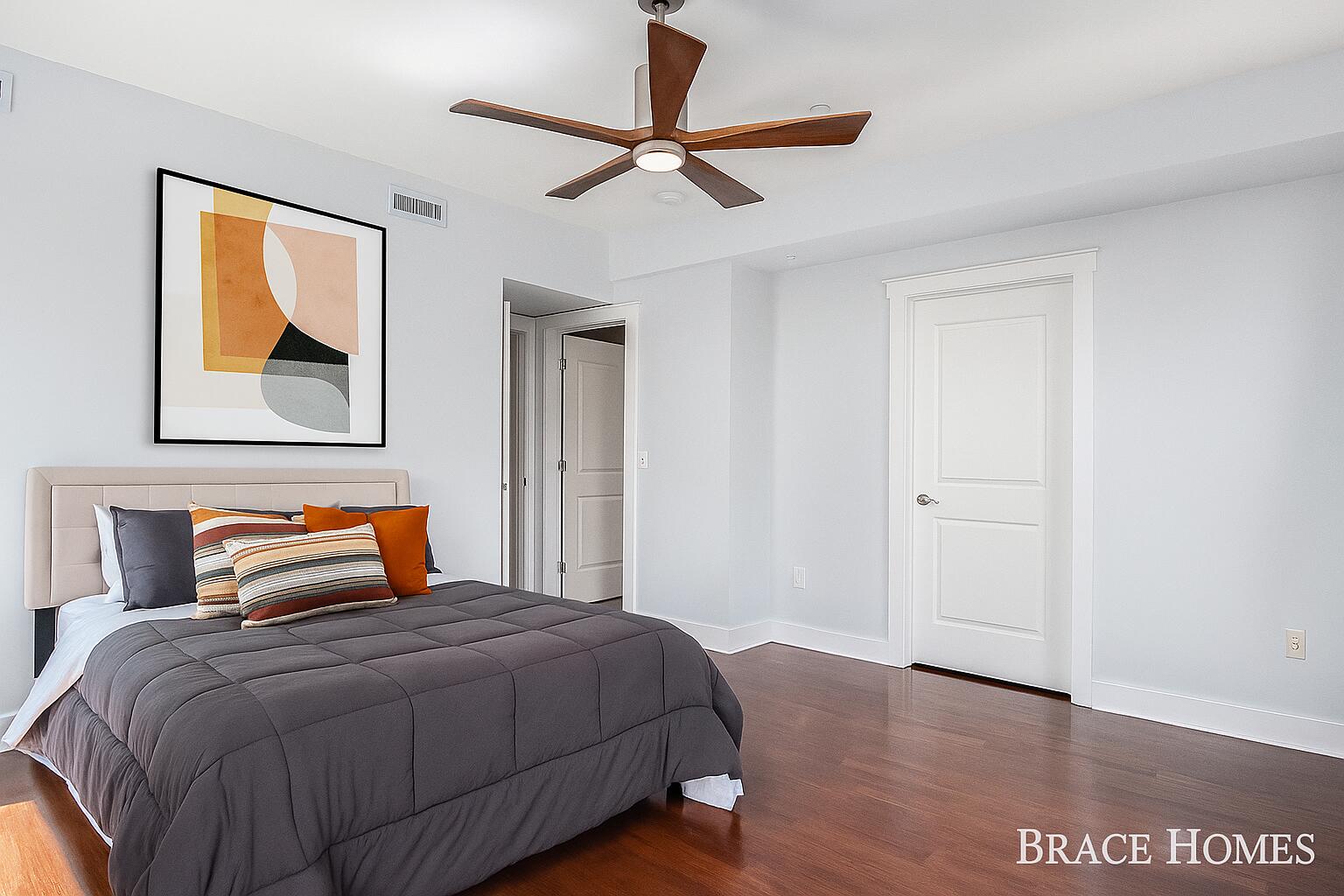 27 Library Street Northeast, Unit 702 Grand Rapids, MI 49503 - Photo 8 of 29 Bedroom staged