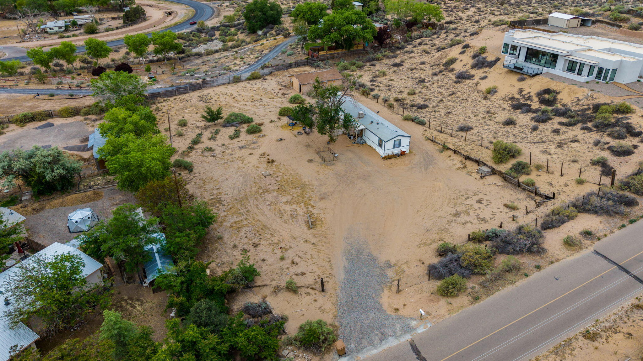 1167 Coronado Road Corrales, NM 87048 - Photo 7 of 38 Gallery Image 7