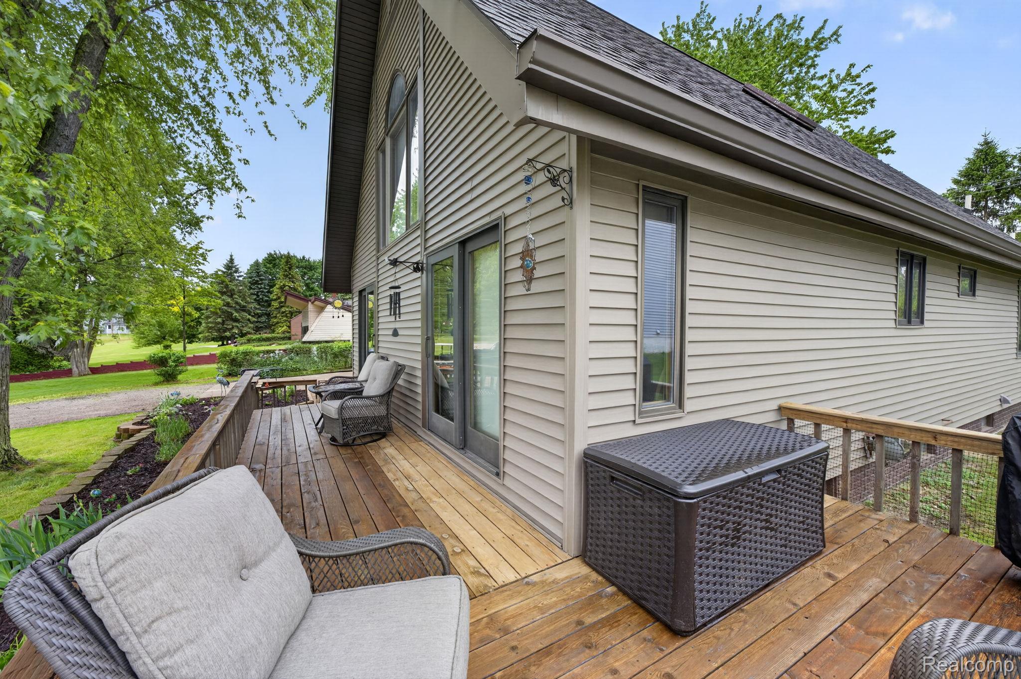 1280 Petts Road Fenton, MI 48430 - Photo 50 of 62 View of wooden deck