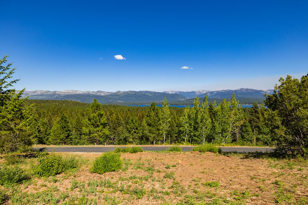 1697 Club Hill Boulevard, Unit 4 McCall, ID 83638 - Photo 11 of 26