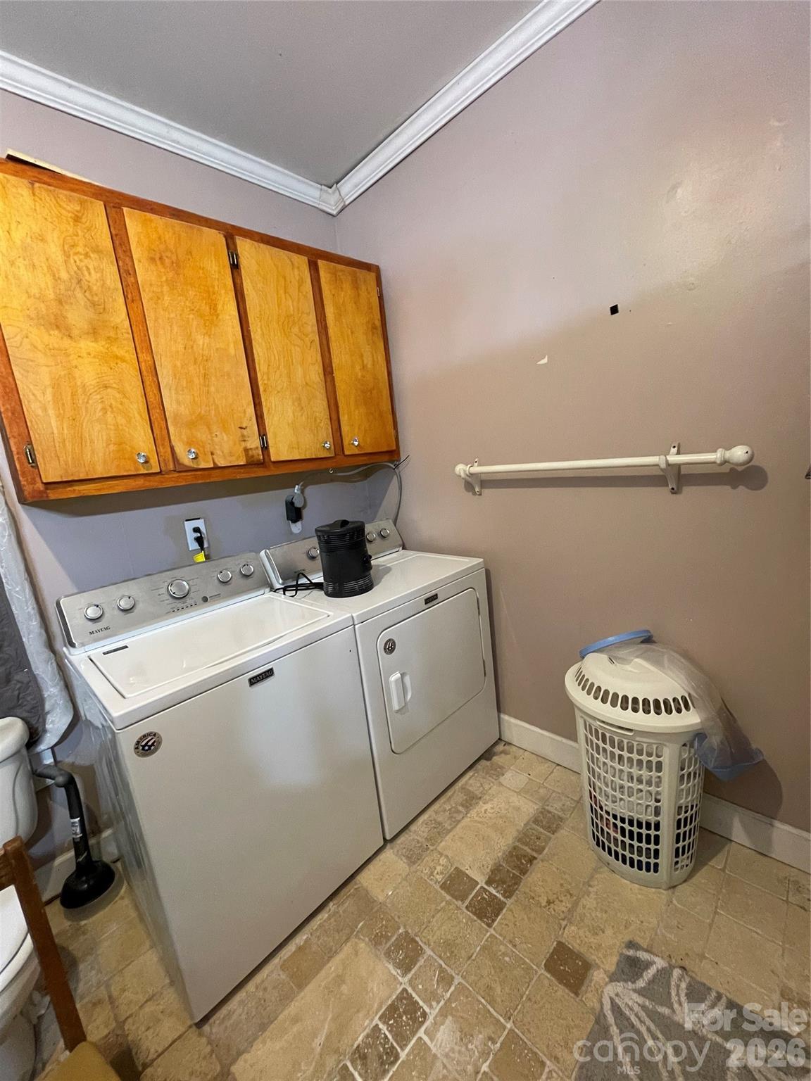 2831 Bettis Road Grover, NC 28073 - Photo 19 of 34 a bathroom with a sink a toilet and a window