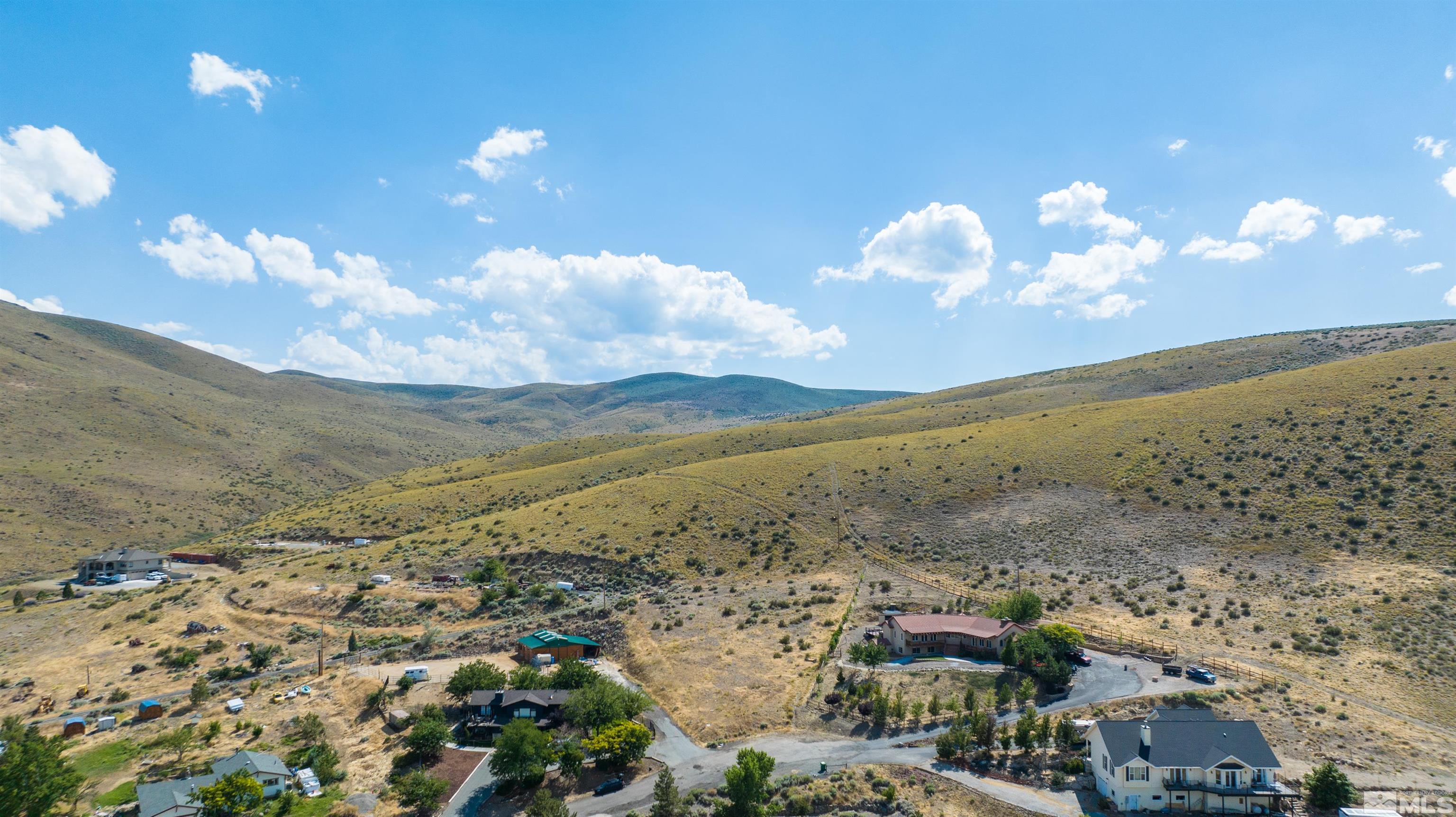 110 Del Mesa Circle Reno, NV 89521 - Photo 15 of 33