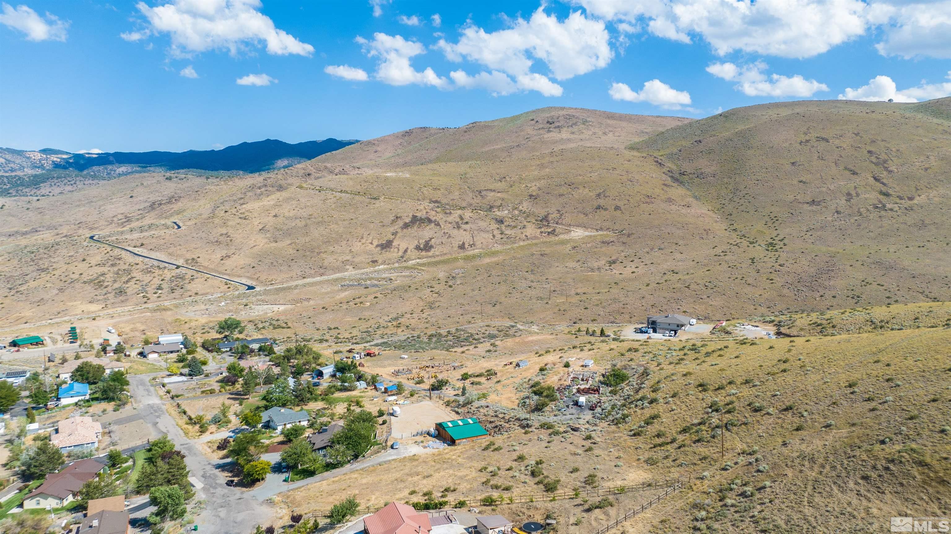 110 Del Mesa Circle Reno, NV 89521 - Photo 17 of 33 a view of a snow on the beach
