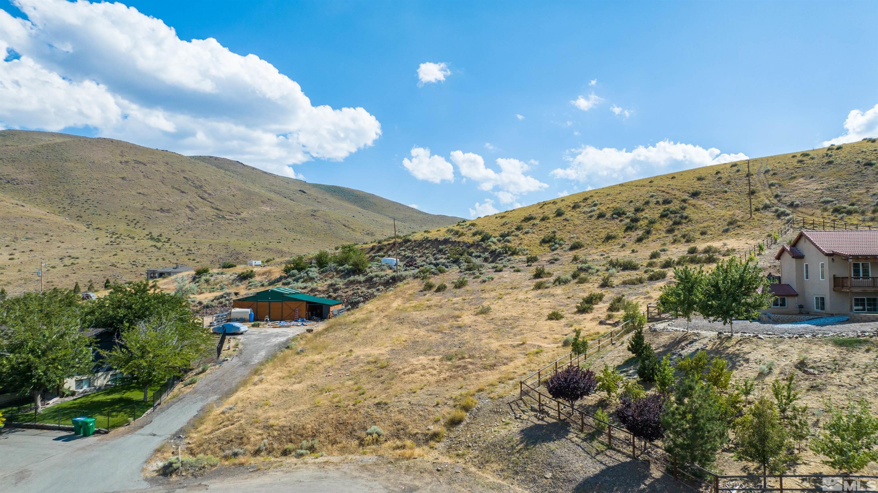 110 Del Mesa Circle Reno, NV 89521 - Photo 9 of 33 a view of a sky from a yard