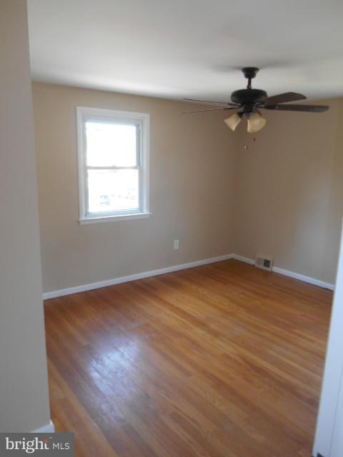 8117 Woodhaven Road Baltimore, MD 21237 - Photo 4 of 20 Interior (General)