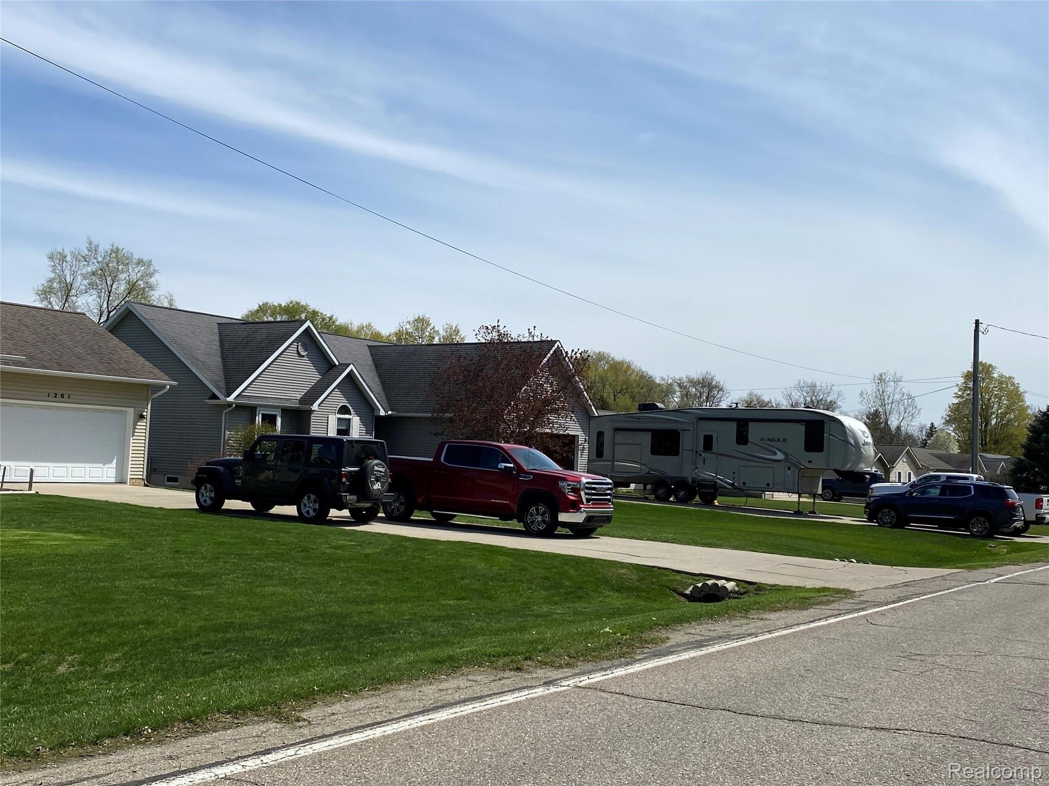 1224 Adams Road Burton, MI 48509 - Photo 15 of 15 IMG_3267.jpg