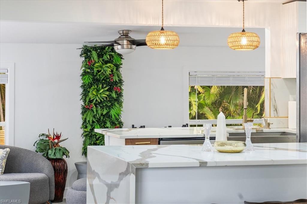 2123 Holiday Lane Naples, FL 34104 - Photo 7 of 32