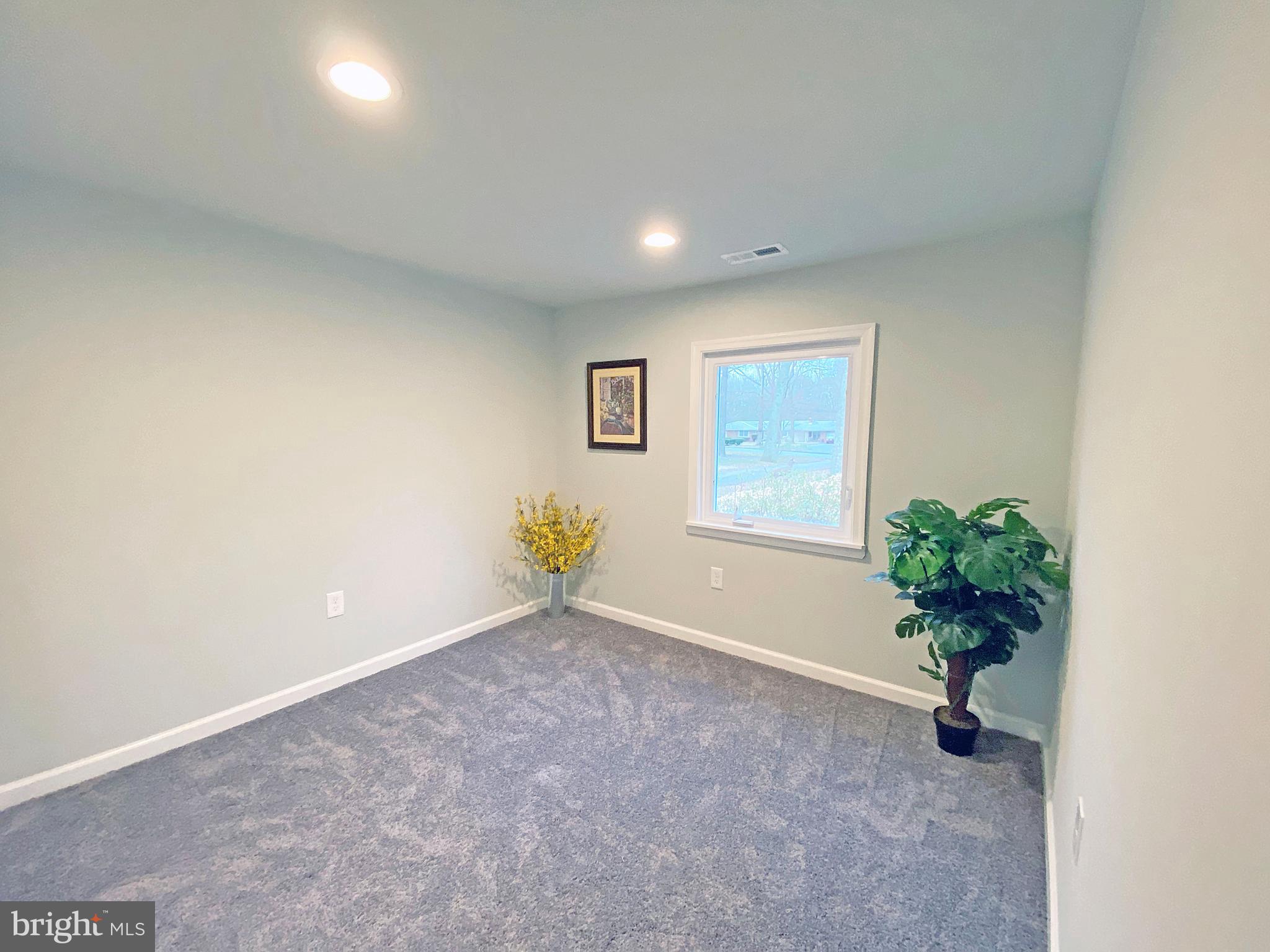 8208 Old Mill Road Pasadena, MD 21122 - Photo 16 of 26