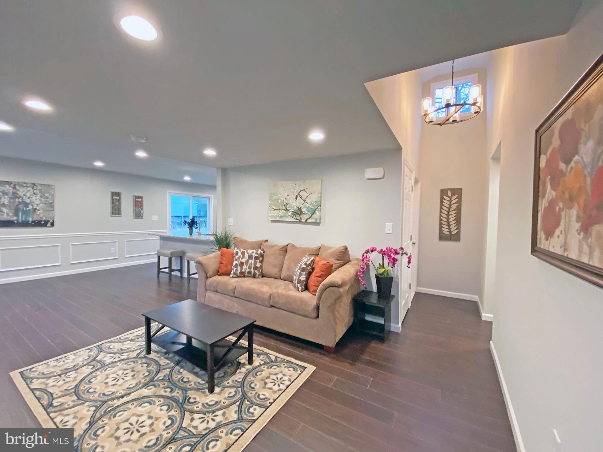 8208 Old Mill Road Pasadena, MD 21122 - Photo 4 of 26