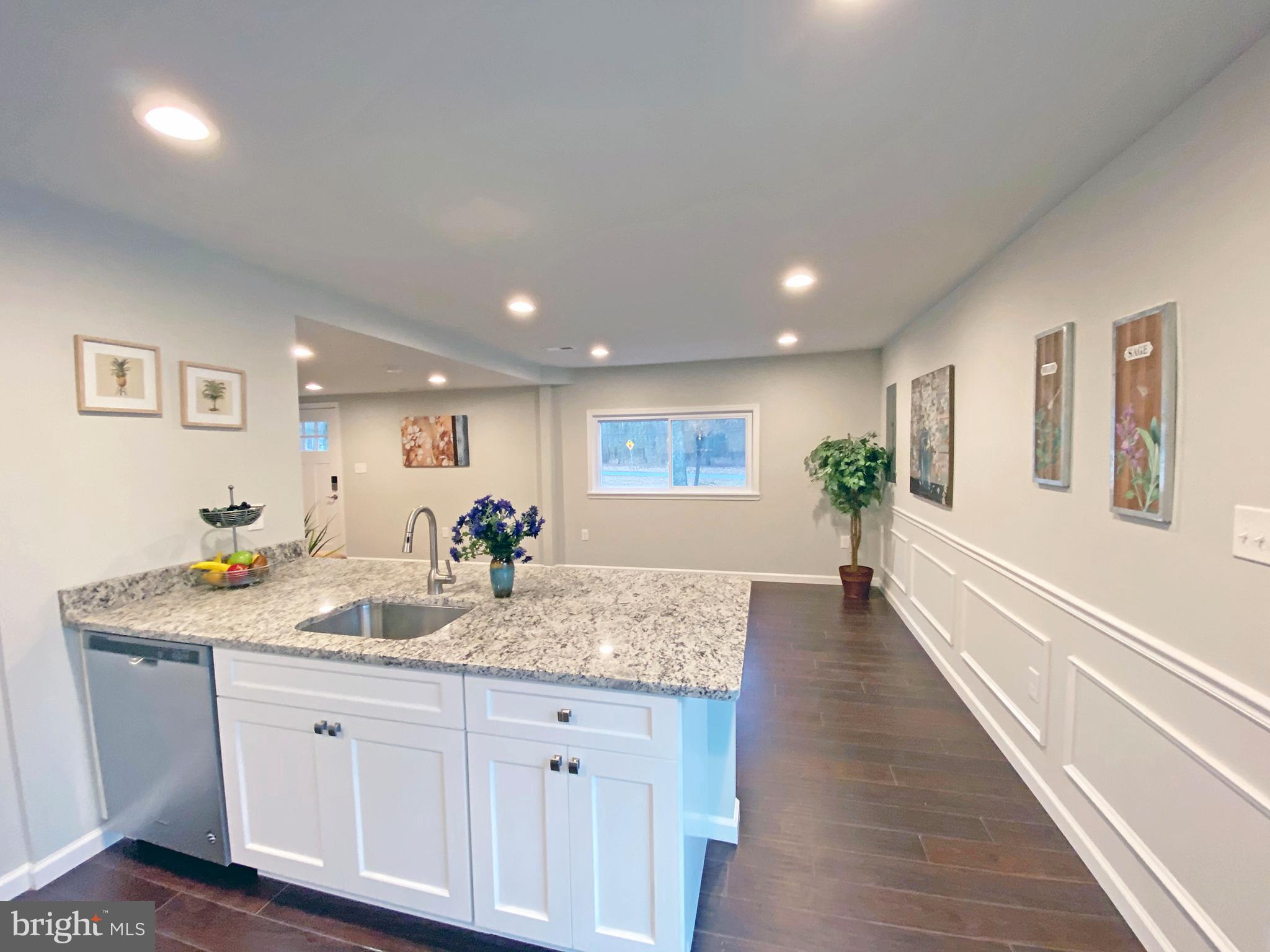 8208 Old Mill Road Pasadena, MD 21122 - Photo 6 of 26