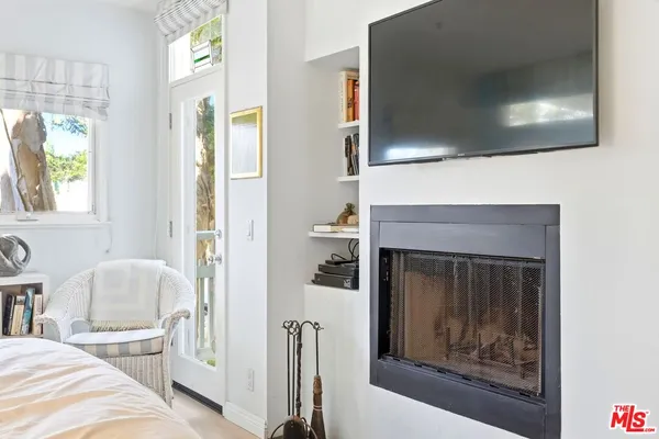 $1,495,000 | 2115 3rd Street, Unit 102, Santa Monica, CA 90405