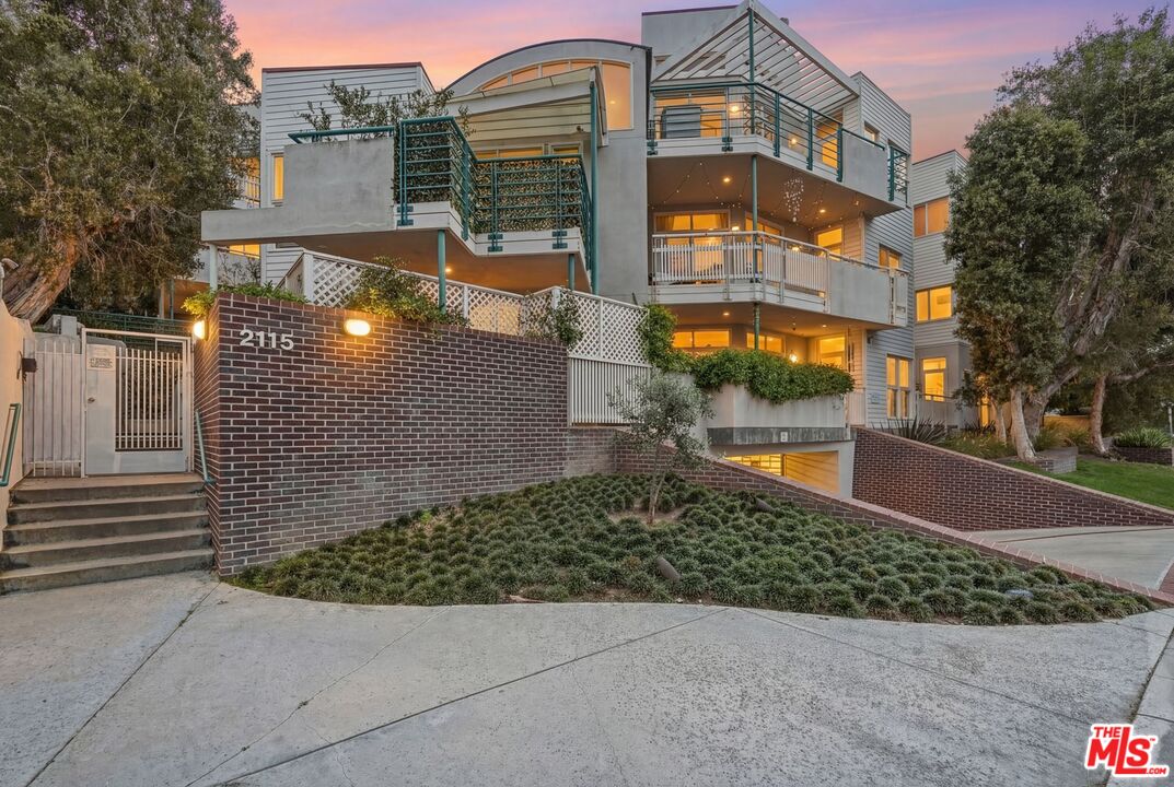 2115 3rd Street, Unit 102 Santa Monica, CA 90405 - Photo 14 of 20