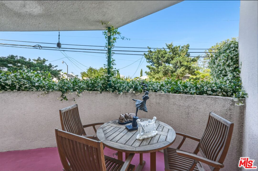 2115 3rd Street, Unit 102 Santa Monica, CA 90405 - Photo 18 of 20