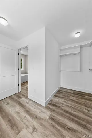 $695,000 | 333 Highway D Hawk Point, Hawk Point, MO 63349