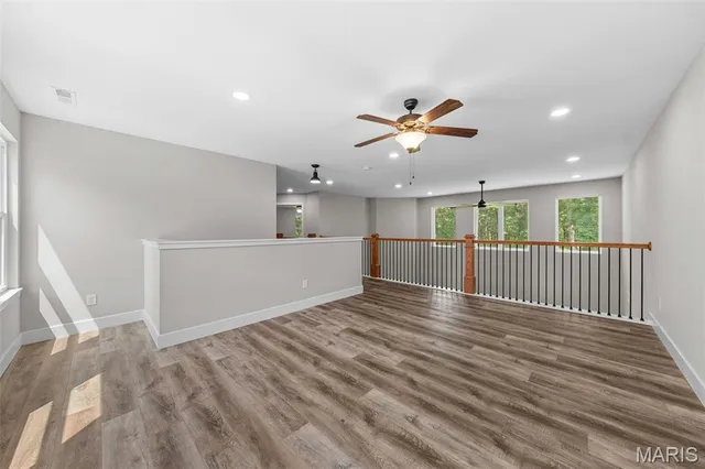 $695,000 | 333 Highway D Hawk Point, Hawk Point, MO 63349