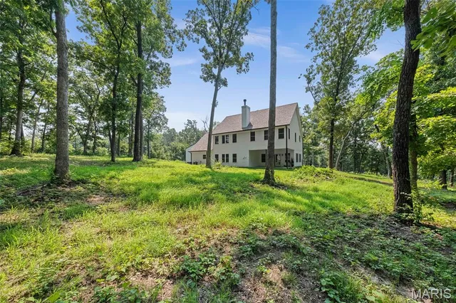 $695,000 | 333 Highway D Hawk Point, Hawk Point, MO 63349