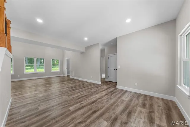 $695,000 | 333 Highway D Hawk Point, Hawk Point, MO 63349