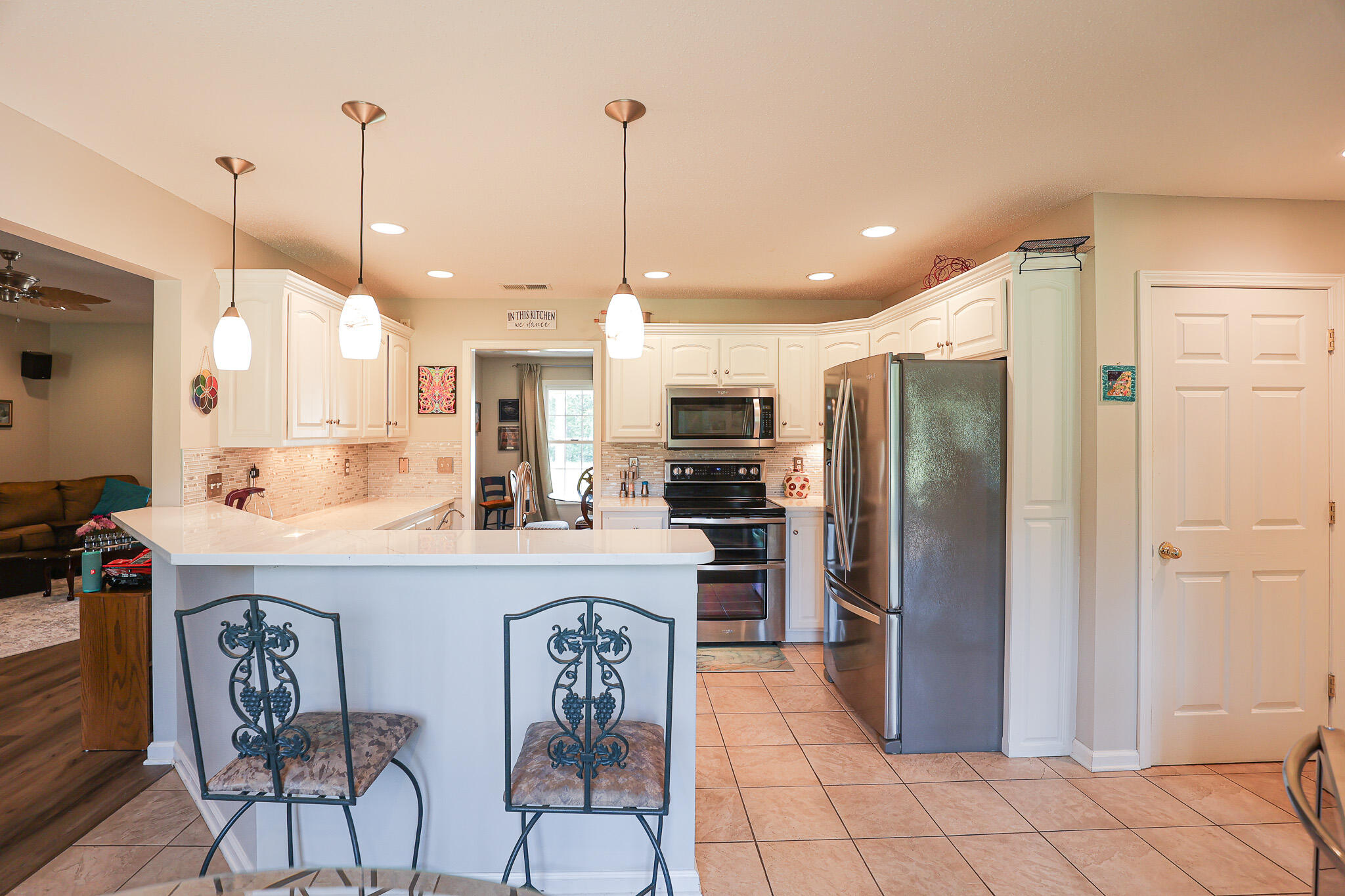 7131 Lovelaceville Road Paducah, KY 42001 - Photo 16 of 45 Kitchen