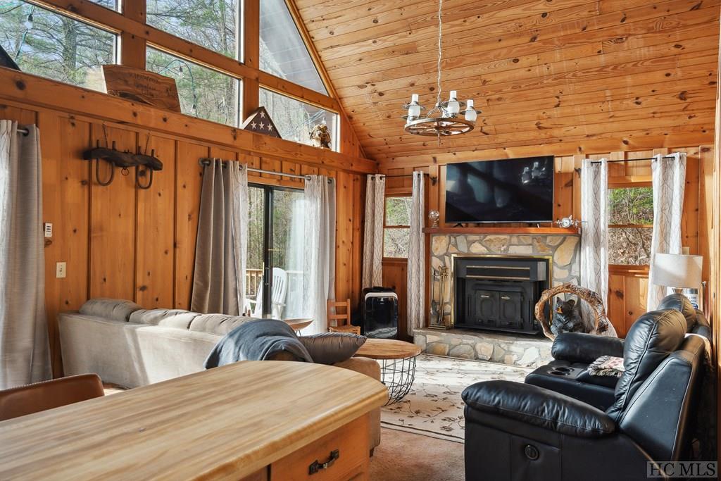 348 Doe Falls Road Highlands, NC 28741 - Photo 7 of 38 Gallery Image 7