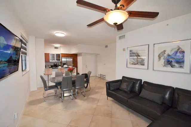 $4,500 | 233 South Federal Highway, Unit 725, Boca Raton, FL 33432