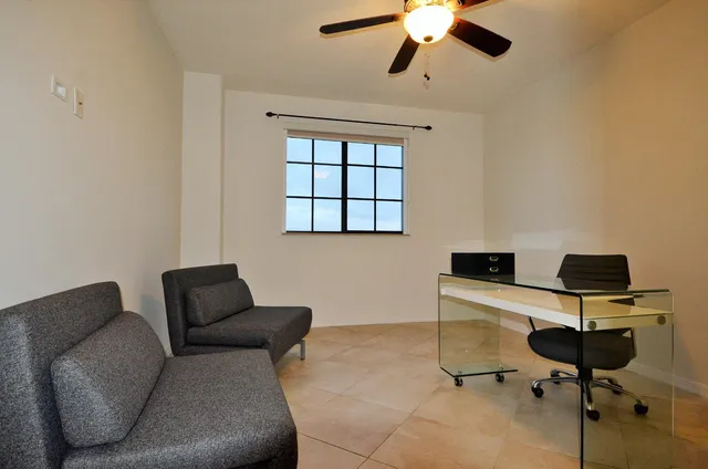 $4,500 | 233 South Federal Highway, Unit 725, Boca Raton, FL 33432