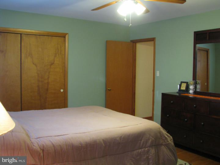 1048 North Pleasantview Road Pottstown, PA 19464 - Photo 11 of 24 Gallery Image 11
