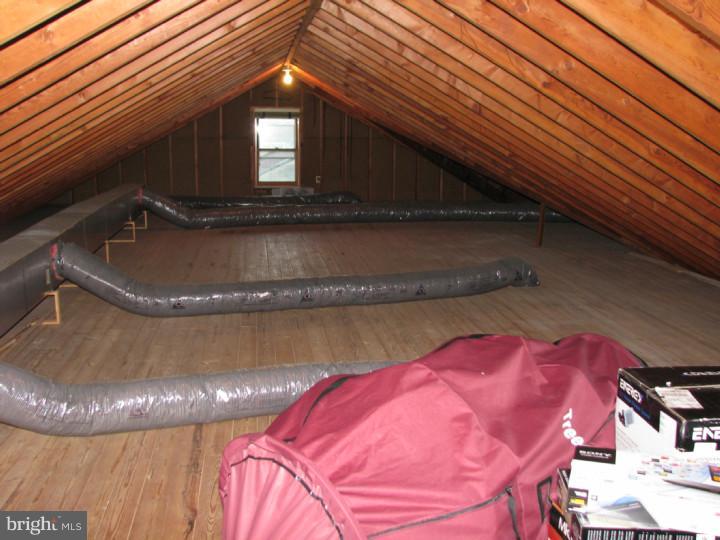 1048 North Pleasantview Road Pottstown, PA 19464 - Photo 15 of 24 Gallery Image 15