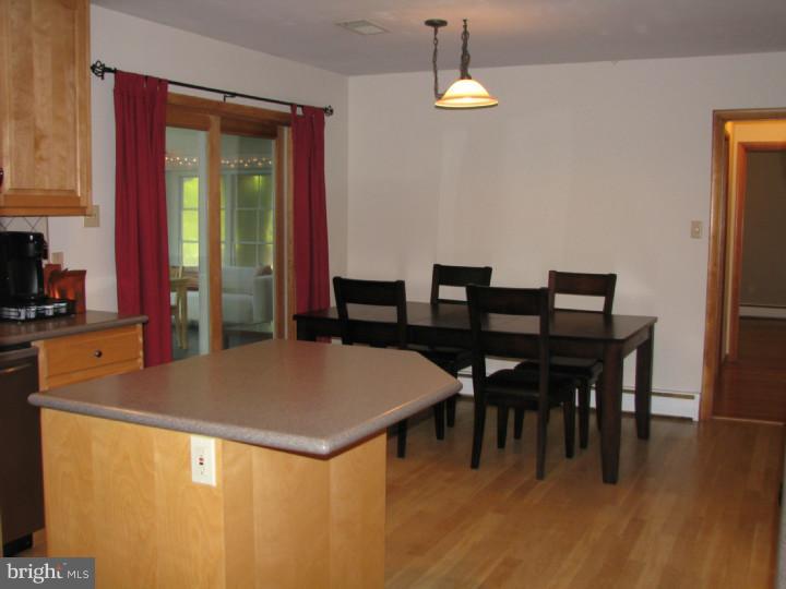 1048 North Pleasantview Road Pottstown, PA 19464 - Photo 6 of 24 Gallery Image 6