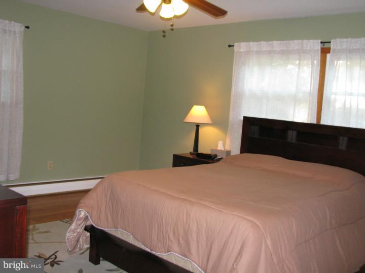 1048 North Pleasantview Road Pottstown, PA 19464 - Photo 10 of 24 Gallery Image 10