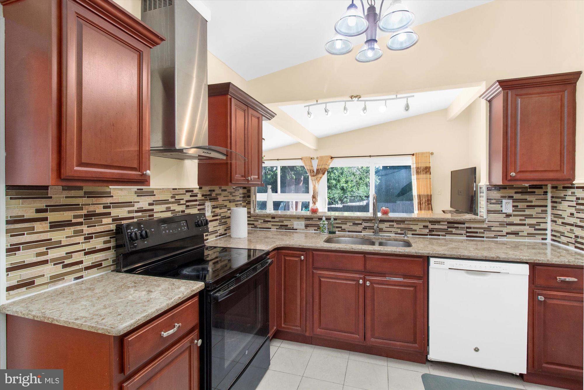 108 Anderson Road King of Prussia, PA 19406 - Photo 2 of 33 Gallery Image 2