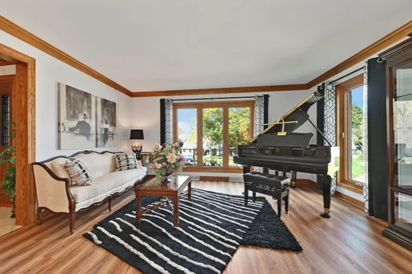 $899,900 | 19775 Trilby Court, Brookfield, WI 53045