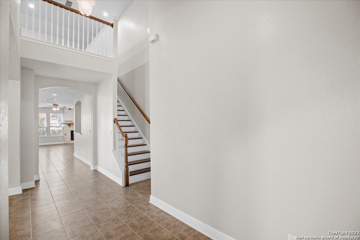 9107 Curling Post Schertz, TX 78154 - Photo 2 of 34