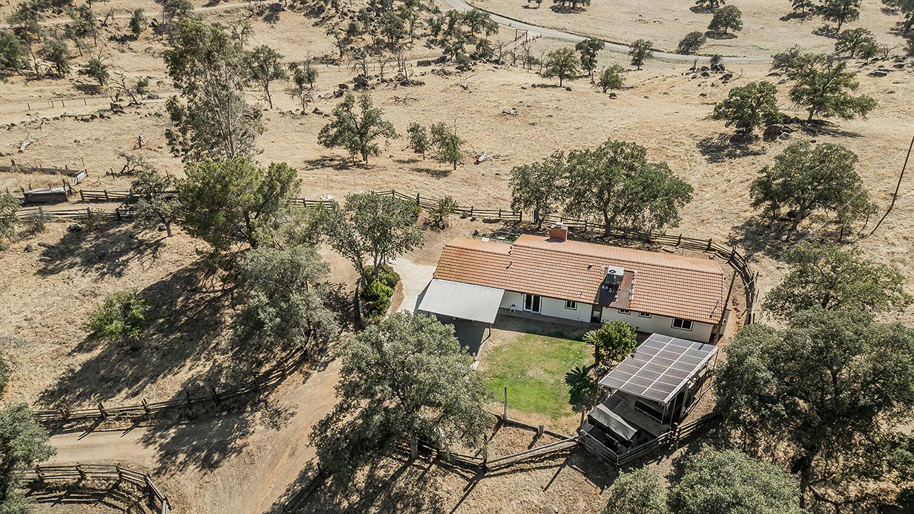 22085 Watts Valley Road Sanger, CA 93657 - Photo 71 of 98