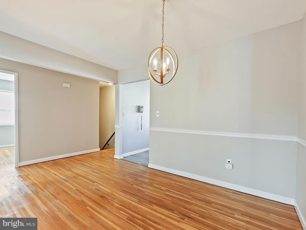 2101 Silver Court Hamilton, NJ 08690 - Photo 4 of 27 Dining Room