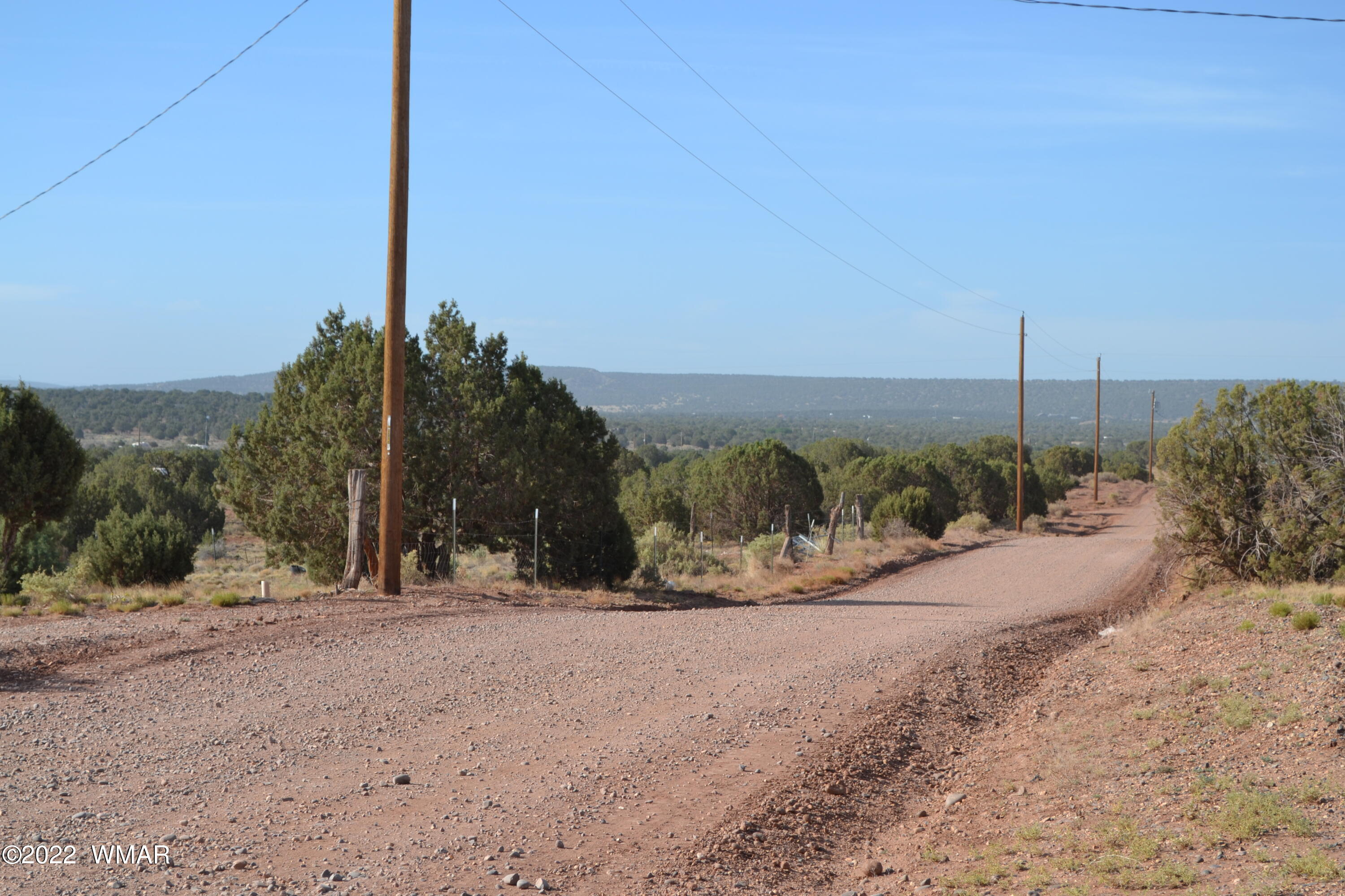 4330 Mountain View Road Snowflake, AZ 85937 - Photo 20 of 20 a view of a road with a building in the background