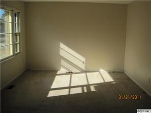9827 Idlewild Road, Unit 9827 Matthews, NC 28105 - Photo 4 of 7 Gallery Image 4