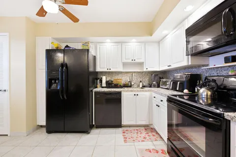 $298,000 | 4015 West Palm Aire Drive, Pompano Beach, FL 33069