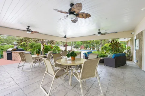 $298,000 | 4015 West Palm Aire Drive, Pompano Beach, FL 33069
